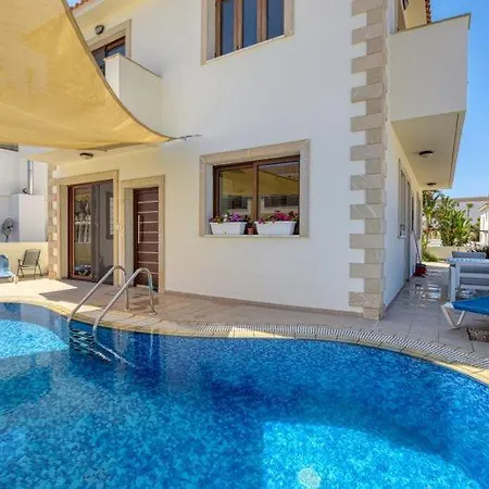 Victoria Blue Villa Paralimni Exterior photo